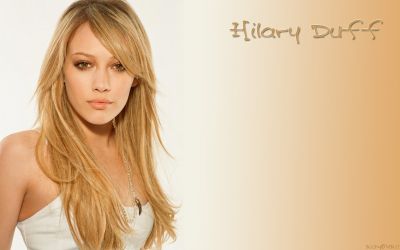 normal_hilary_duff_7.jpg